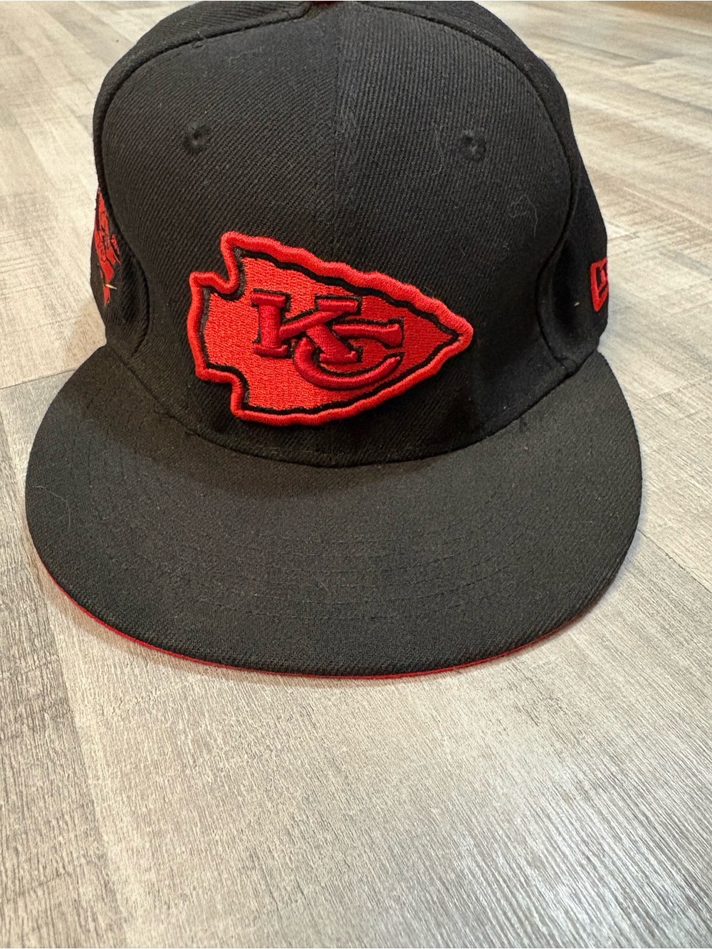 Kansas City Chiefs New Era Snapback Hat Black Red NFL Super Bowl XXXVII Cap